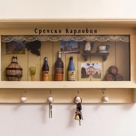 Apartment 1880